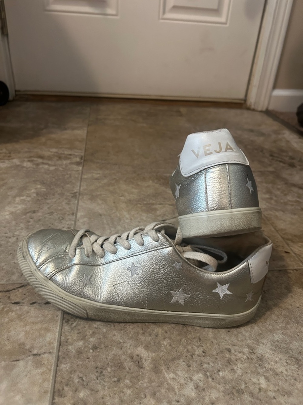 Madewell Silver Low-Top Lace-Up Sneakers with Star Embroidery